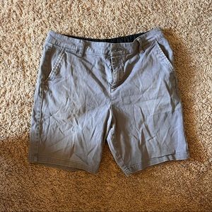 gray men’s chino shorts